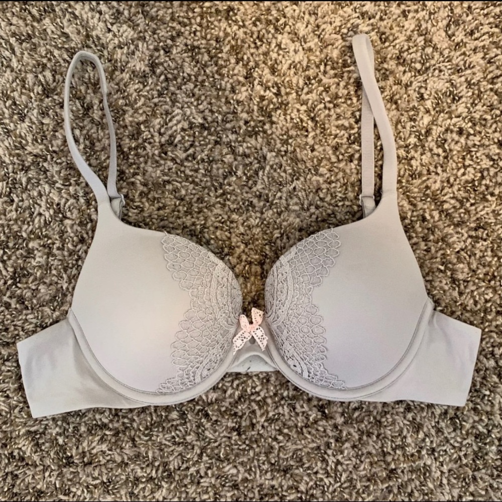 Victoria’s Secret bra